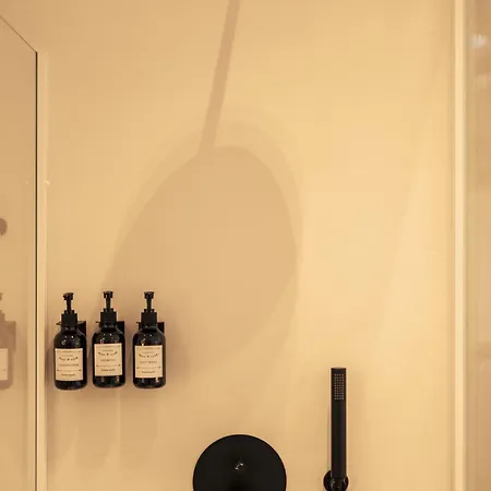 Boutique Escudo Del Carmen Granada